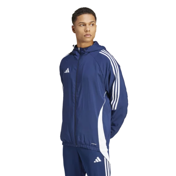 Tiro 24 Windbreaker