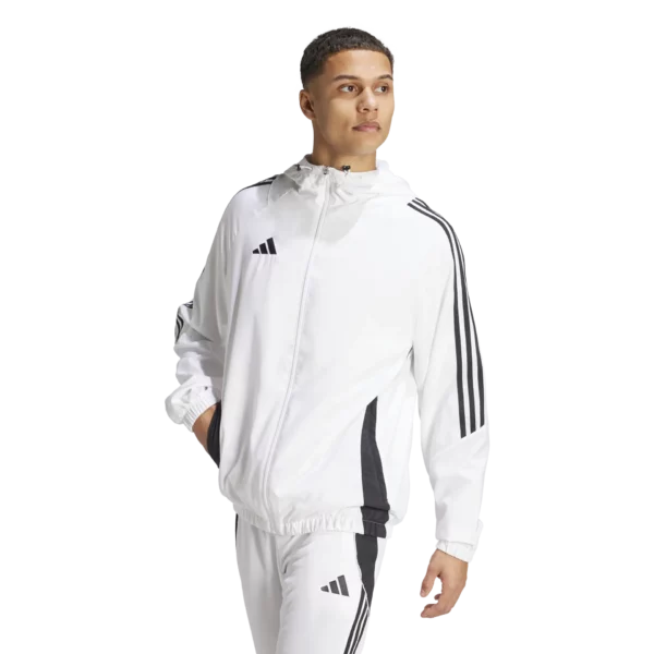 Tiro 24 Windbreaker